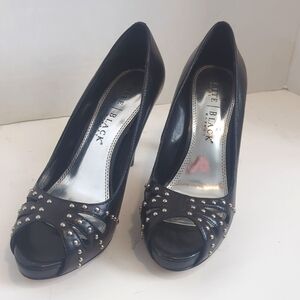 White House Black Market Alice Black Leather Pumps 7M